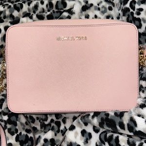 Michael Kors Jet Set Large Crossbody